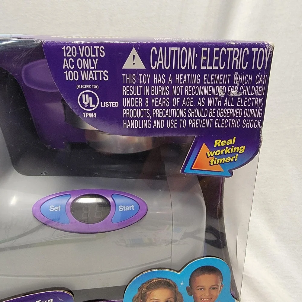 BRAND NEW 2003 Easy Bake Real Meal Oven Real meal Hasbro original‎ y2kpackaging